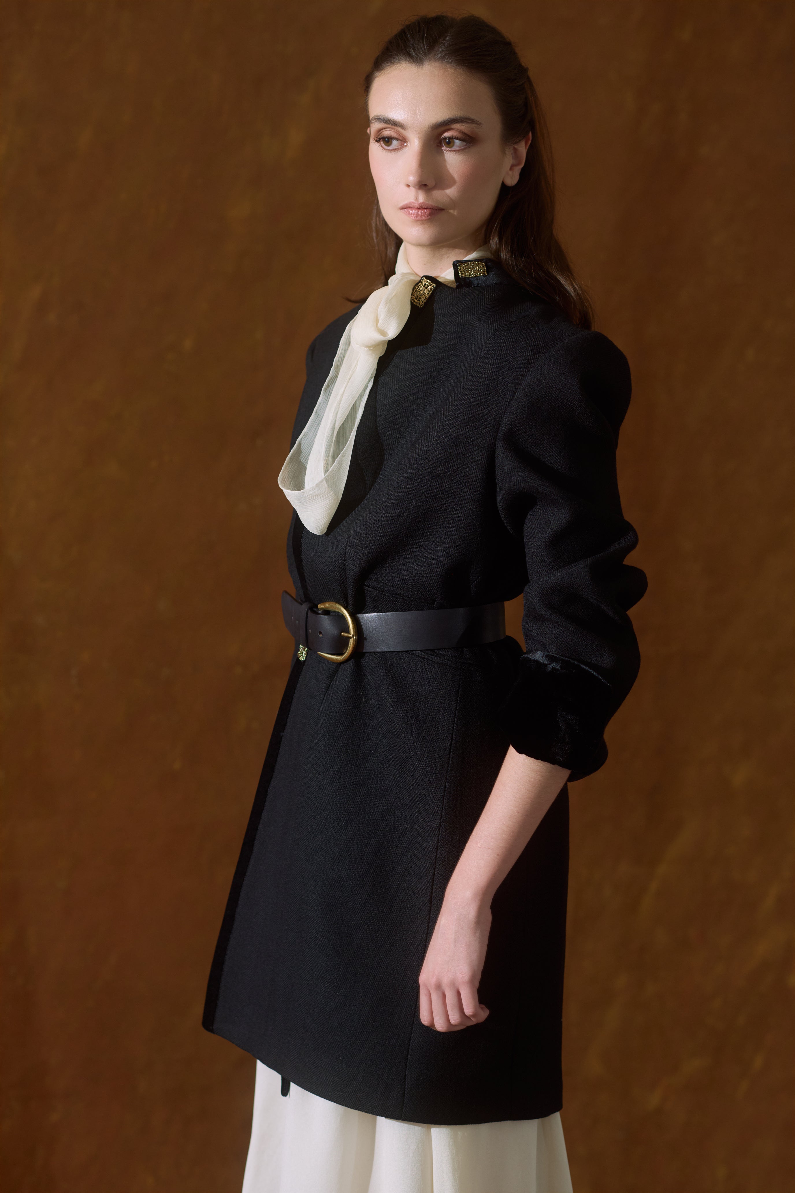 Medallion Short Coat in "Jerez" Wool - Black