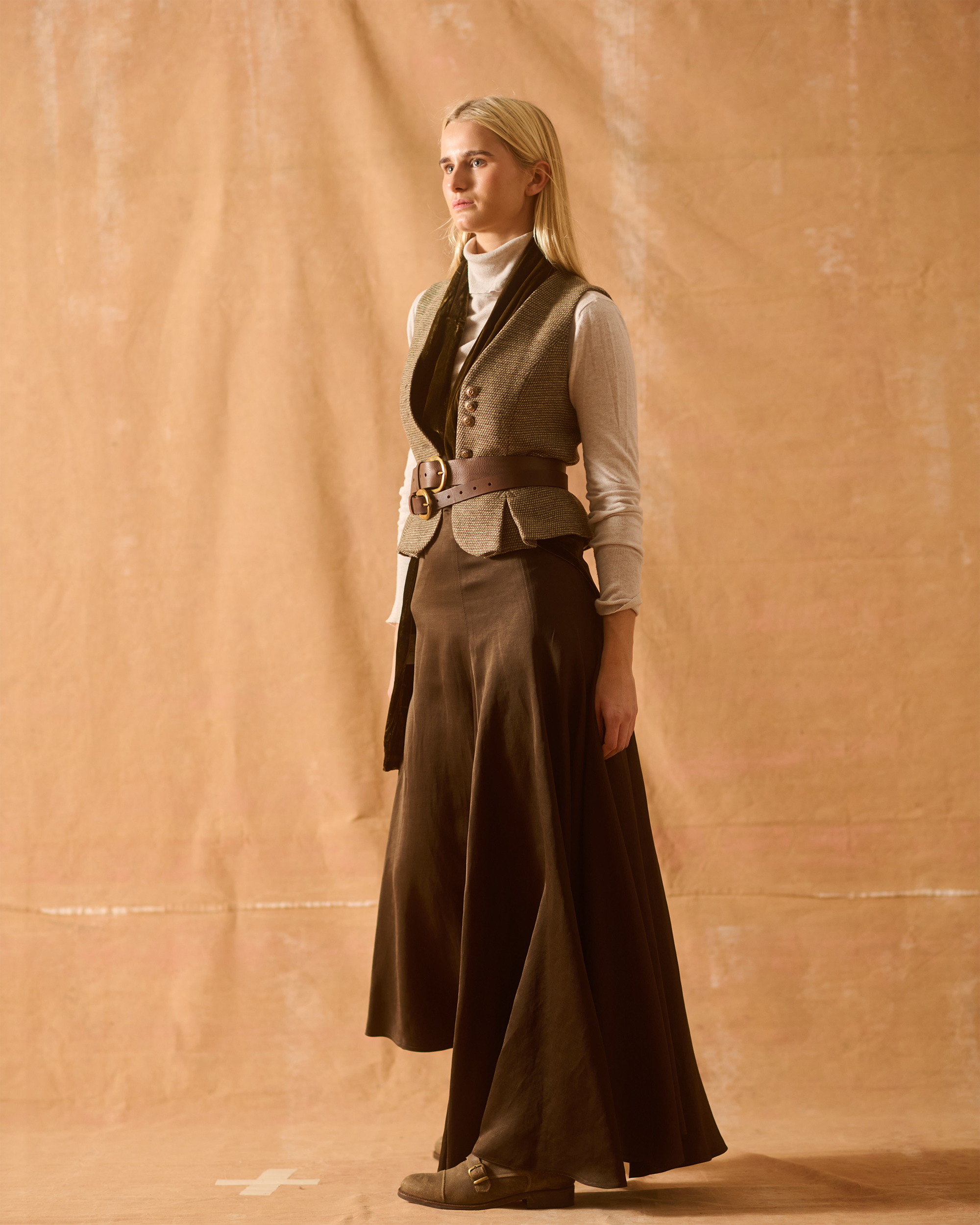 Tweed Knit Pleats Waistcoat