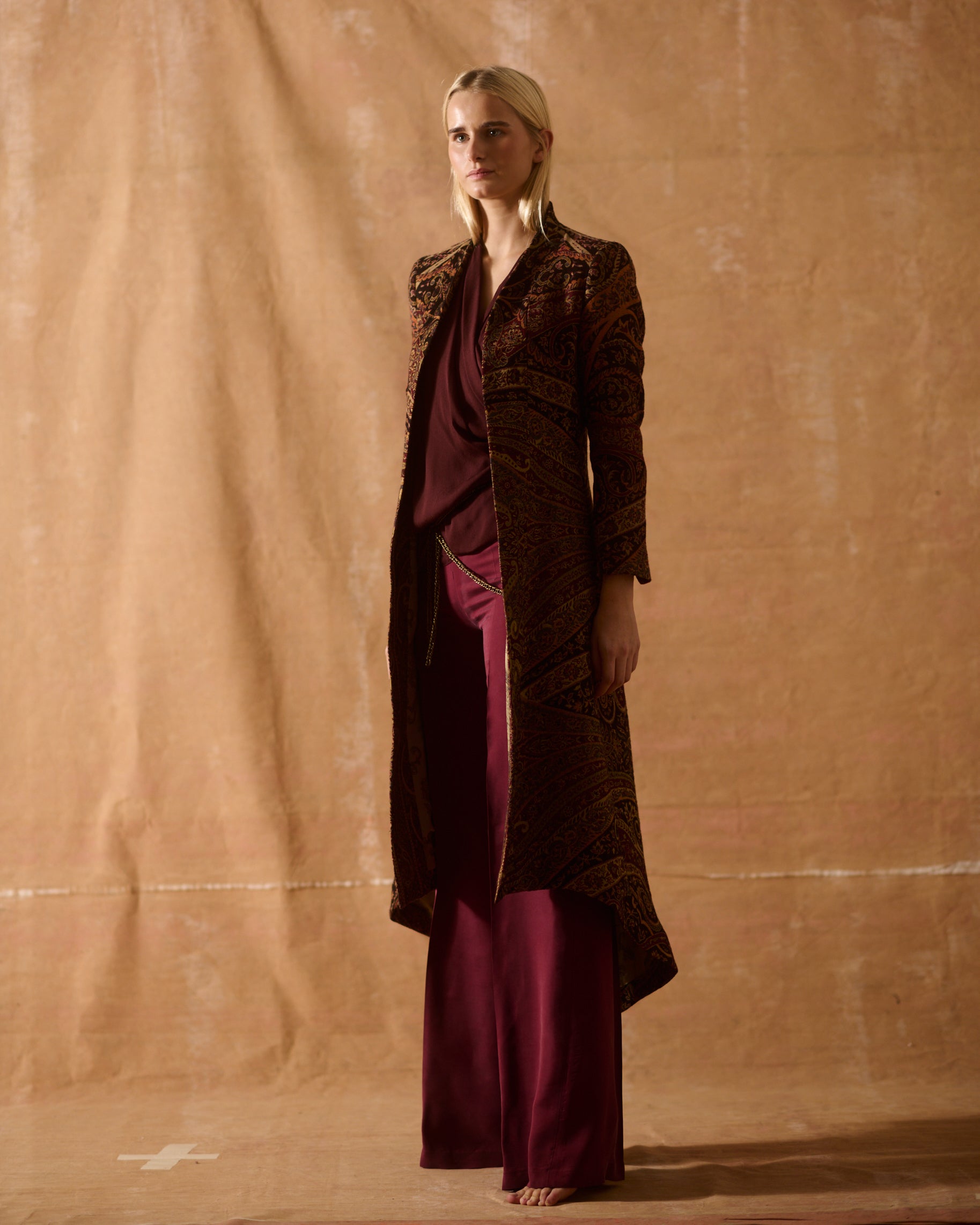 Jacquard Ginebra Coat - Red