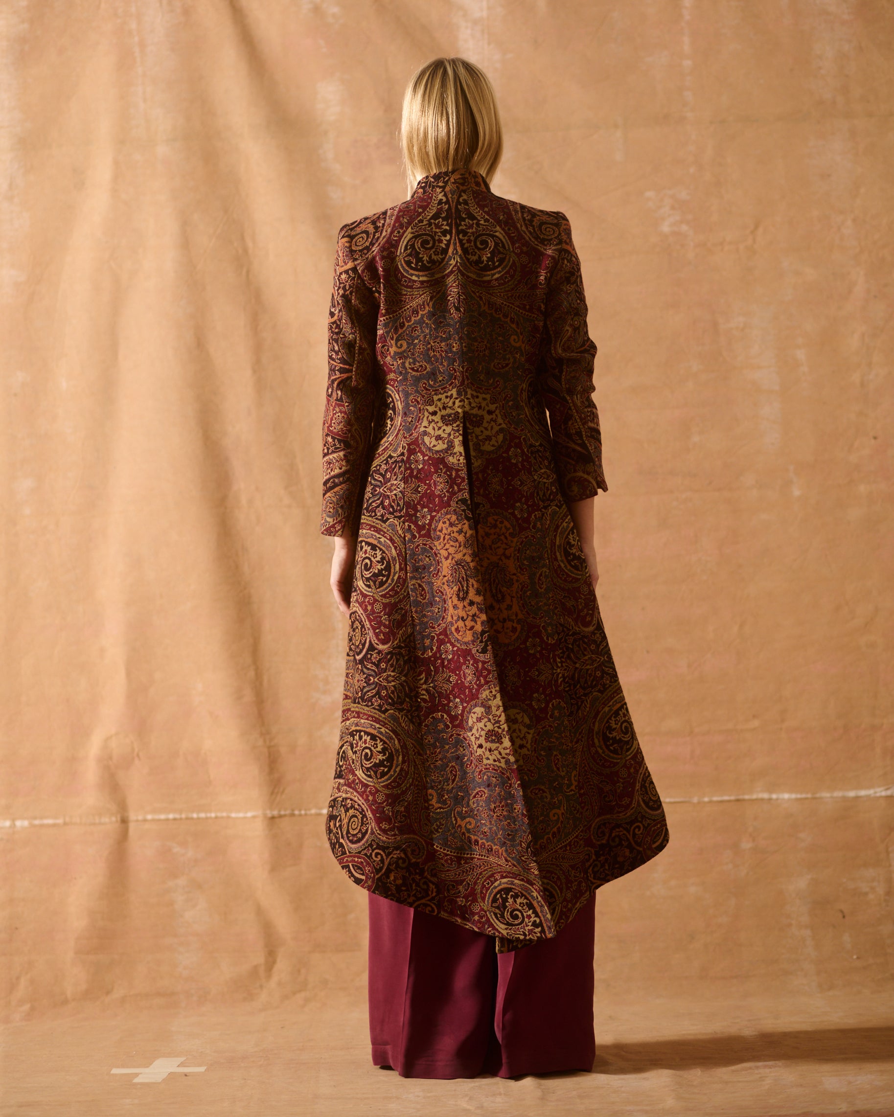 Jacquard Ginebra Coat - Red