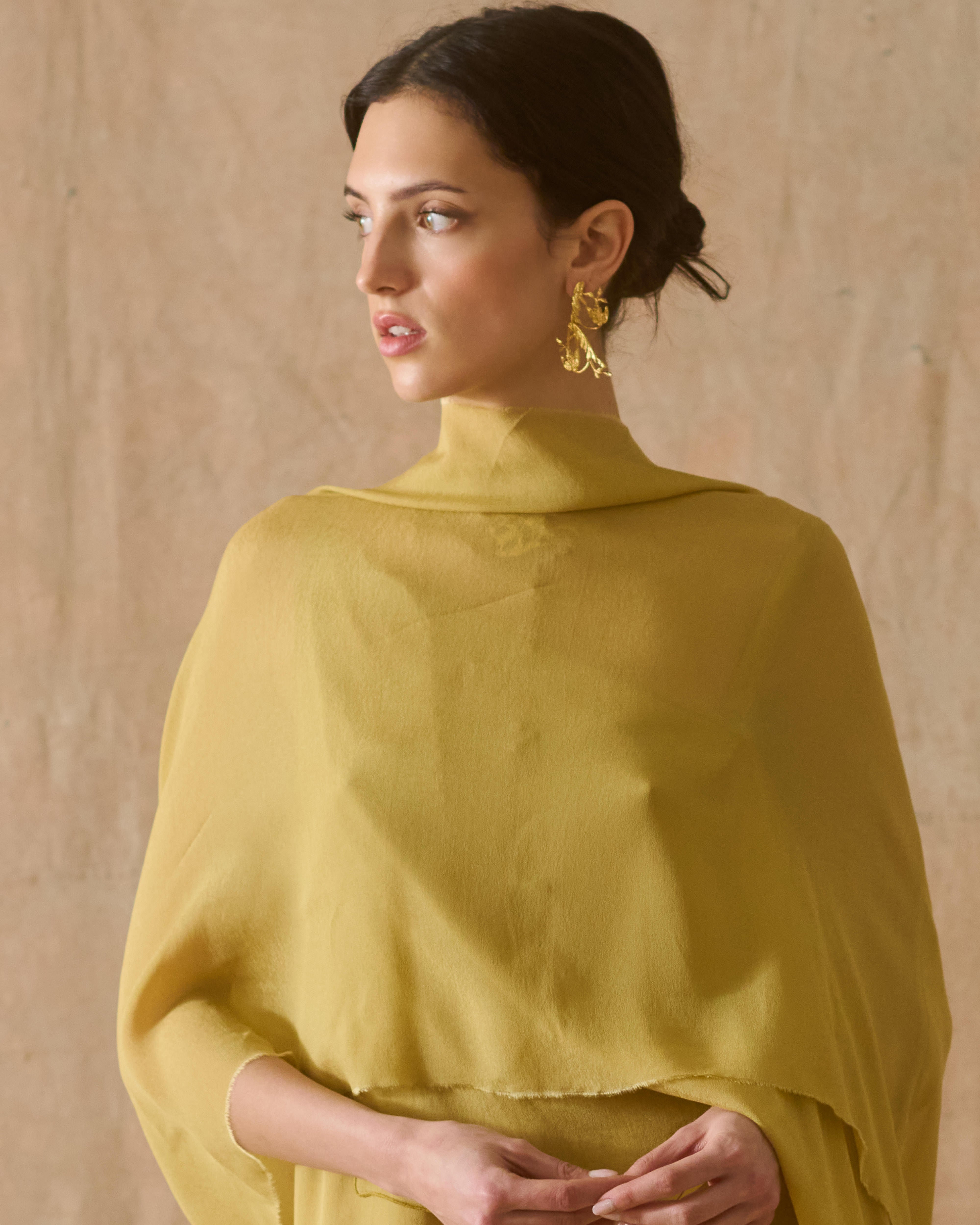 Vestido Lia de Crepé Fino - Lima