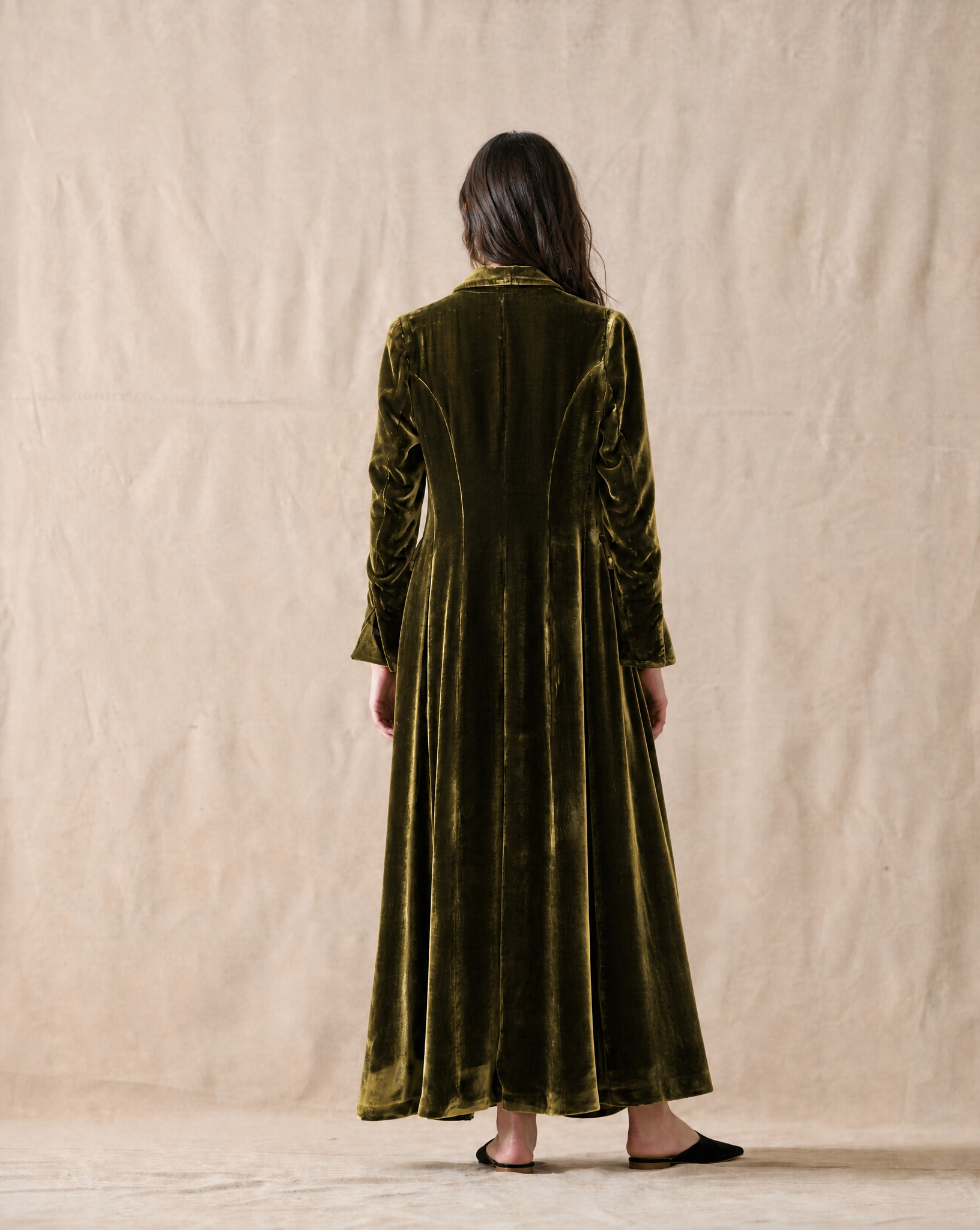 Silk Velvet Classic Coat - Picual