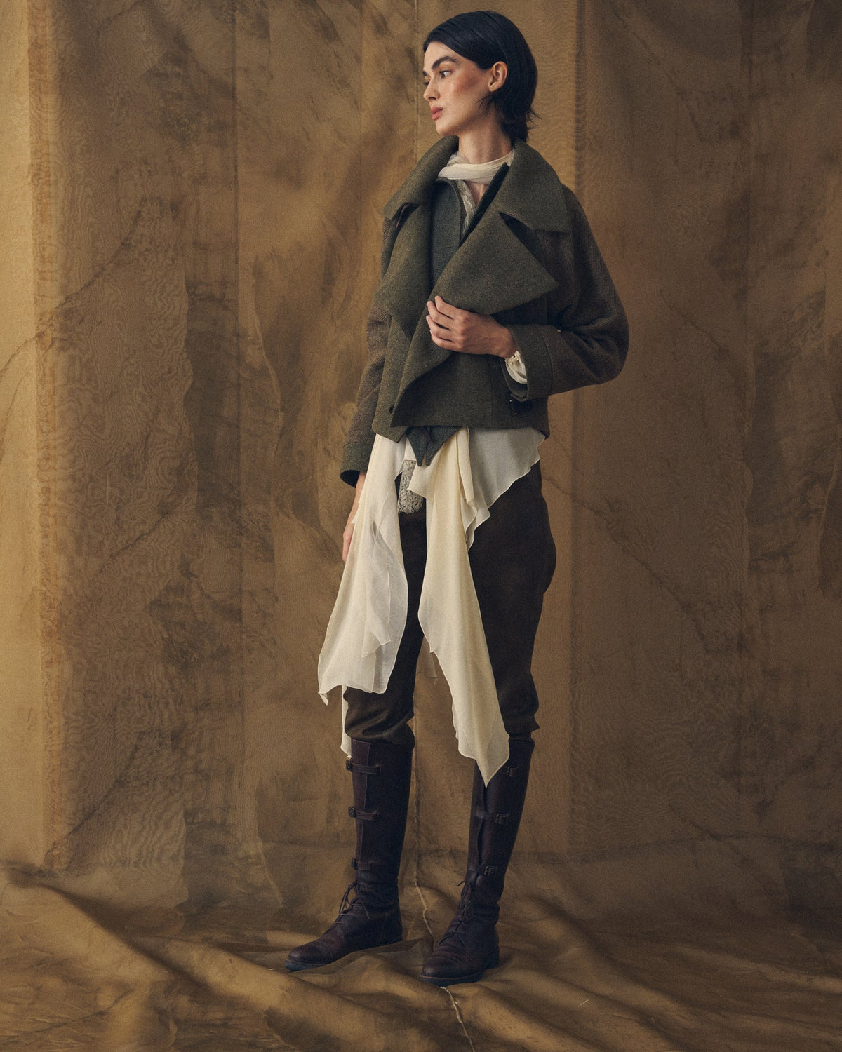 Three-quarter view of the Biella bomber jacket in khaki tweed wool with wide draped lapels for women T.ba
