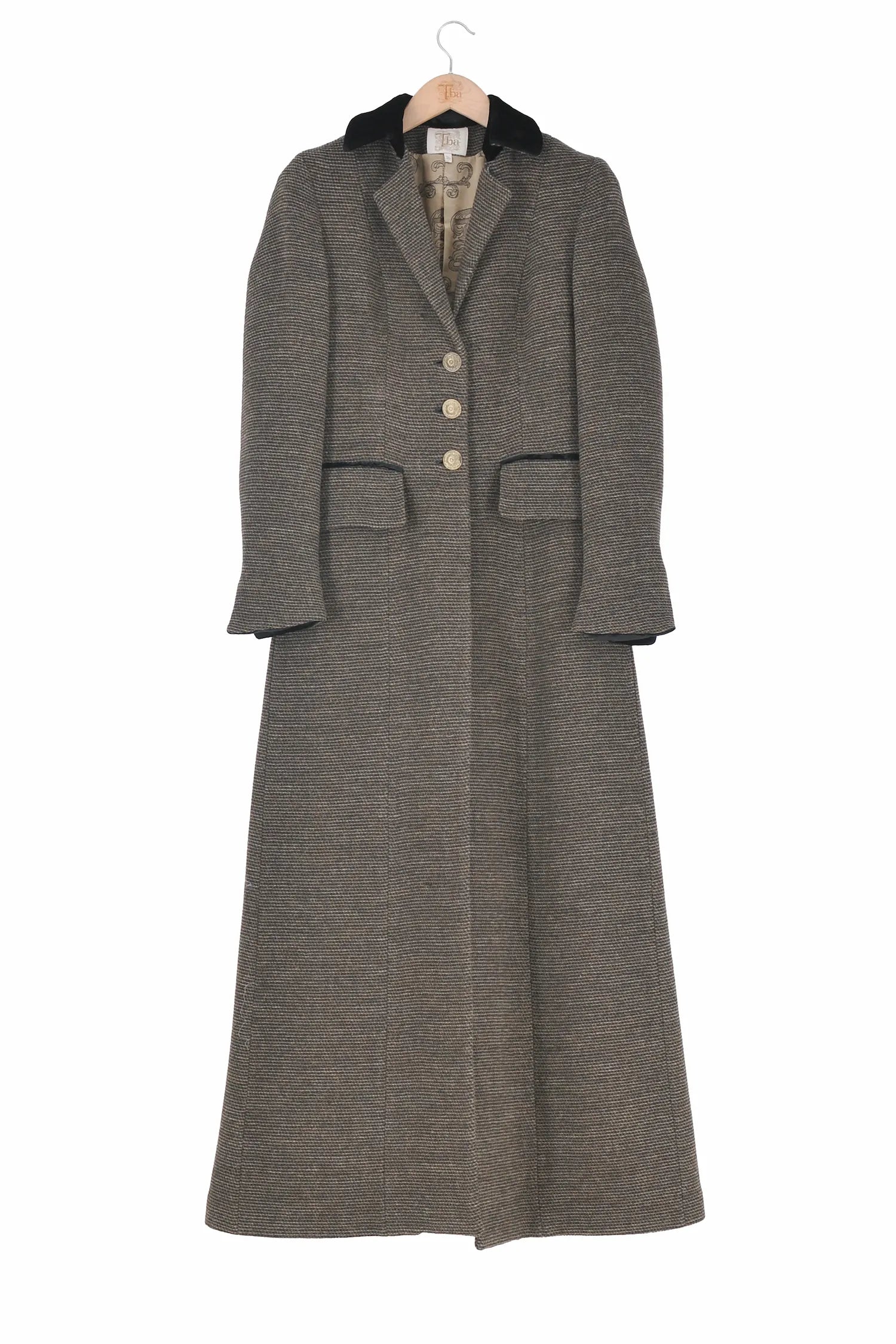 Women's Classic Combi long coat in brownish grey tweed wool featuring a black velvet collar and pocket trims by T.ba
