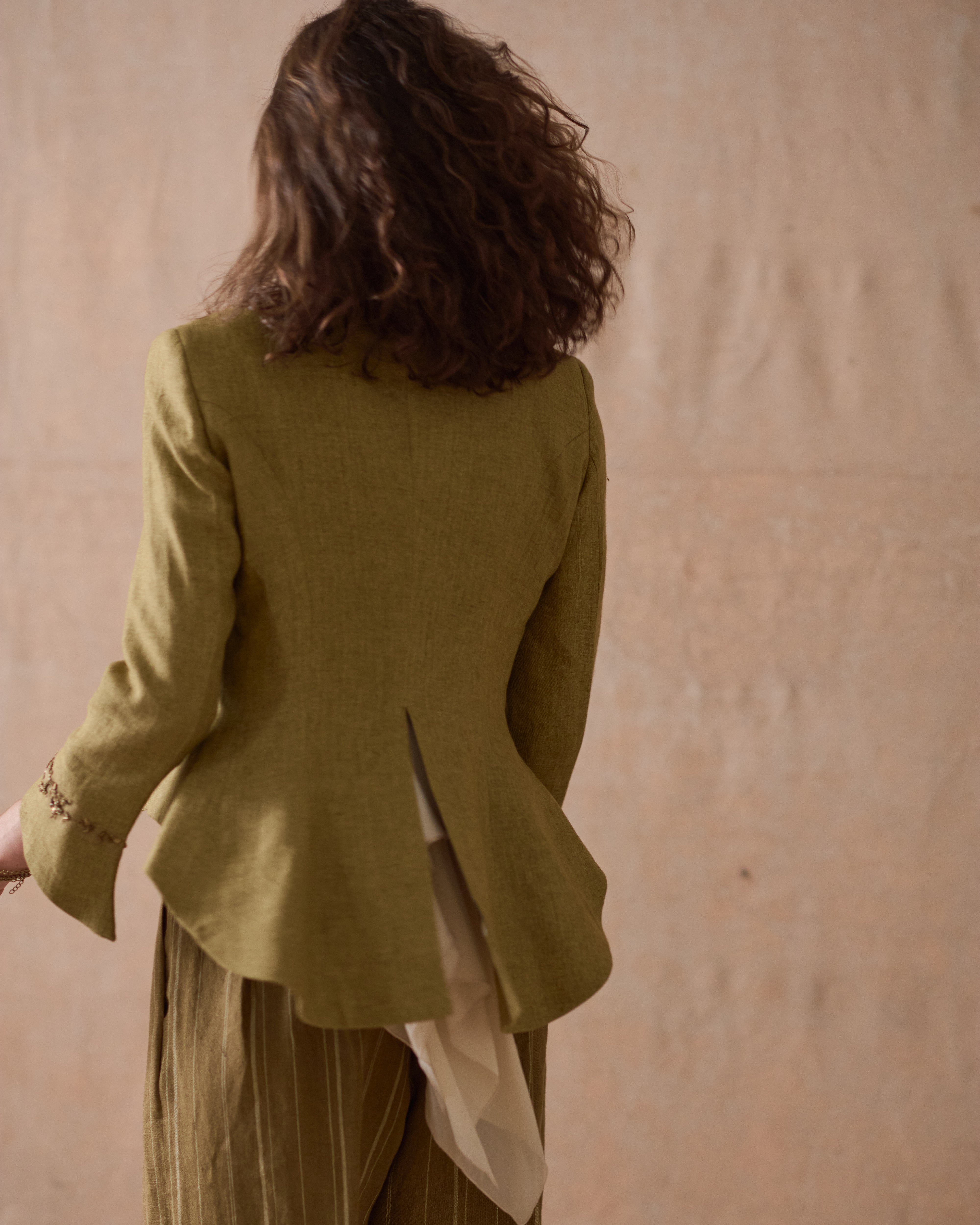 Chaqueta Birdie Daria de lino - Sand