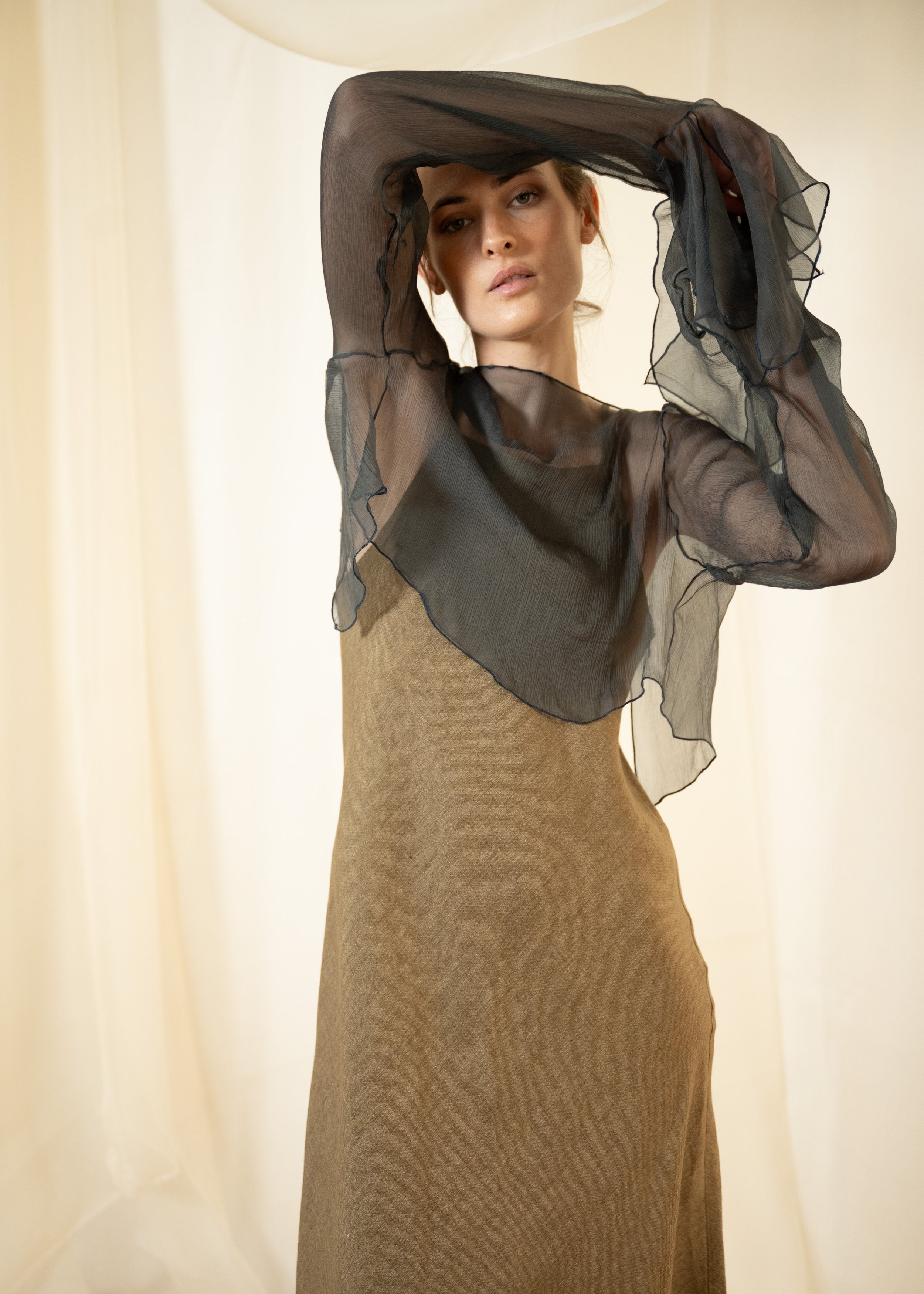 Blusa de gasa Gia - Lead Sea