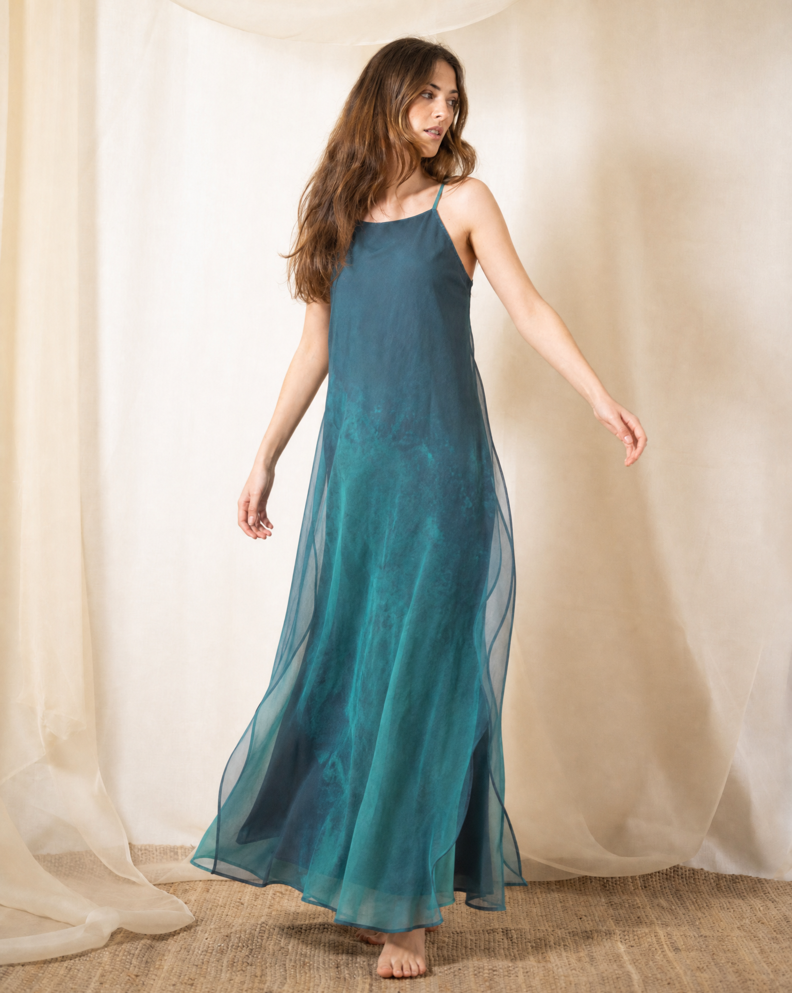 Vestido Greta en Seda Rústica - Aqua