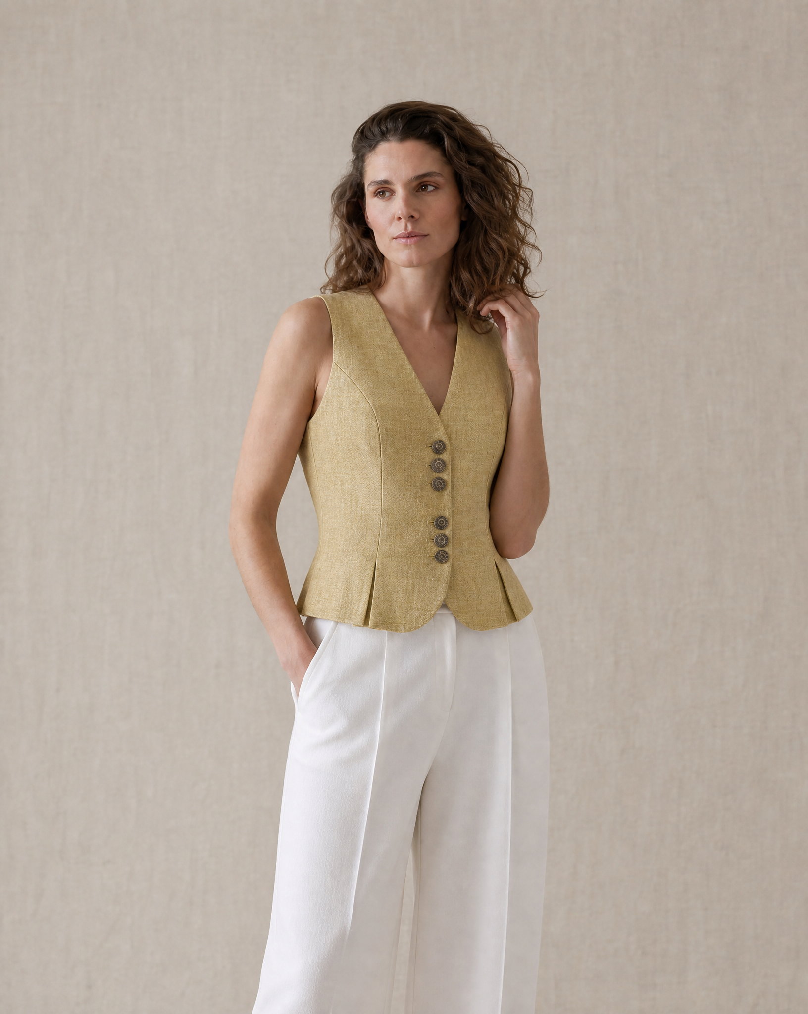 Linen Pleats Vest - Sand