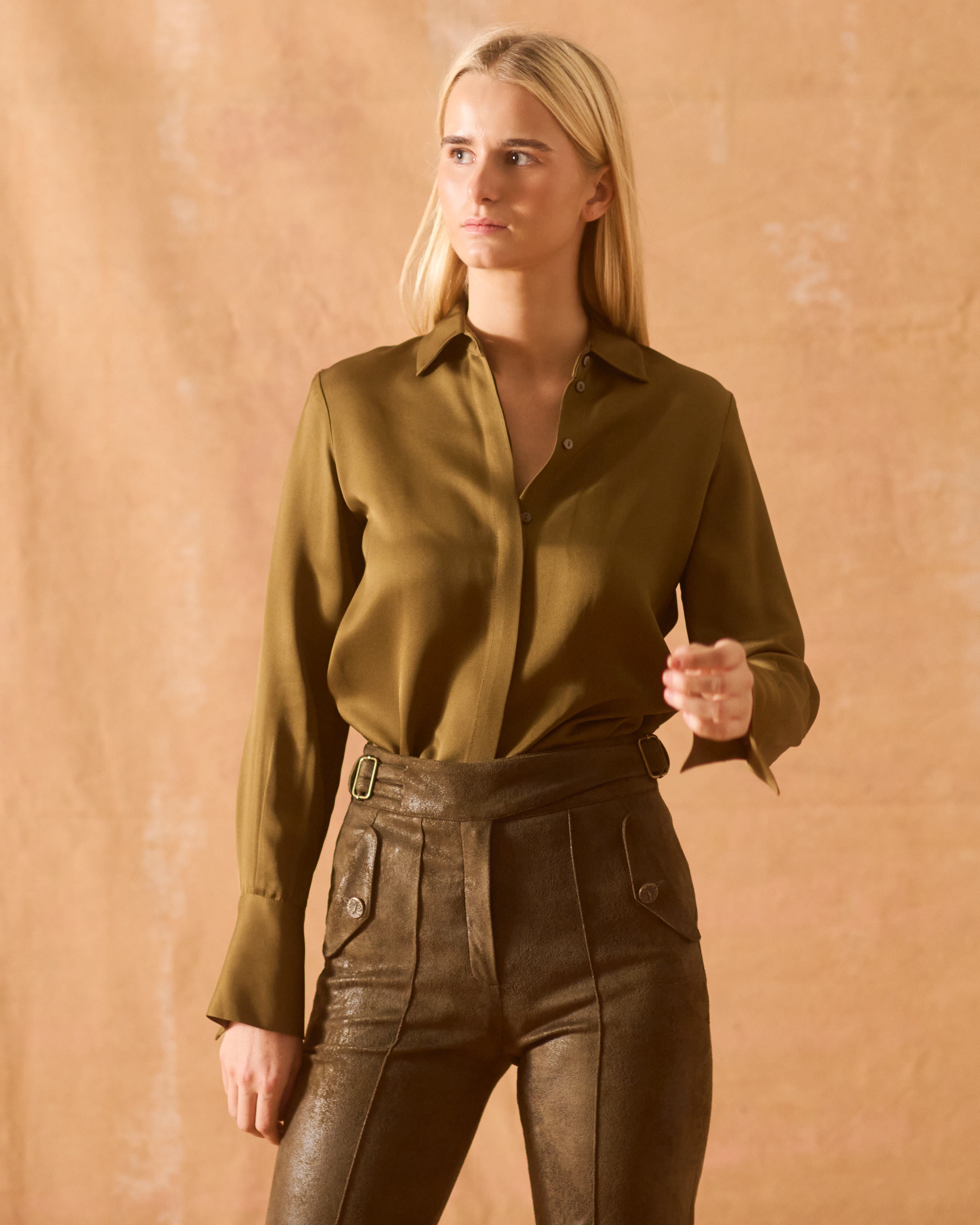 Camisa Rania en Sharkskin - Khaki